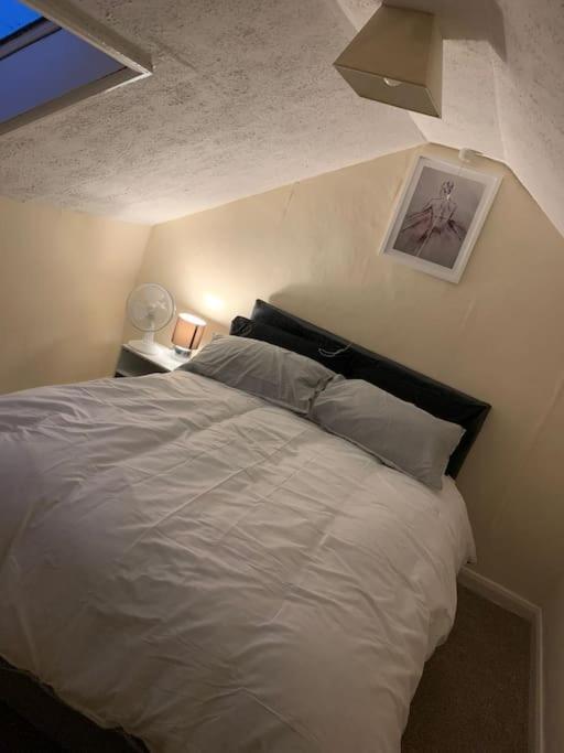 Cheerful 3-Bedroom House Brierley Hill Luaran gambar
